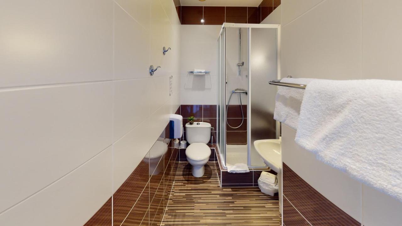 De France Contact-hotel 2* Evian-les-Bains