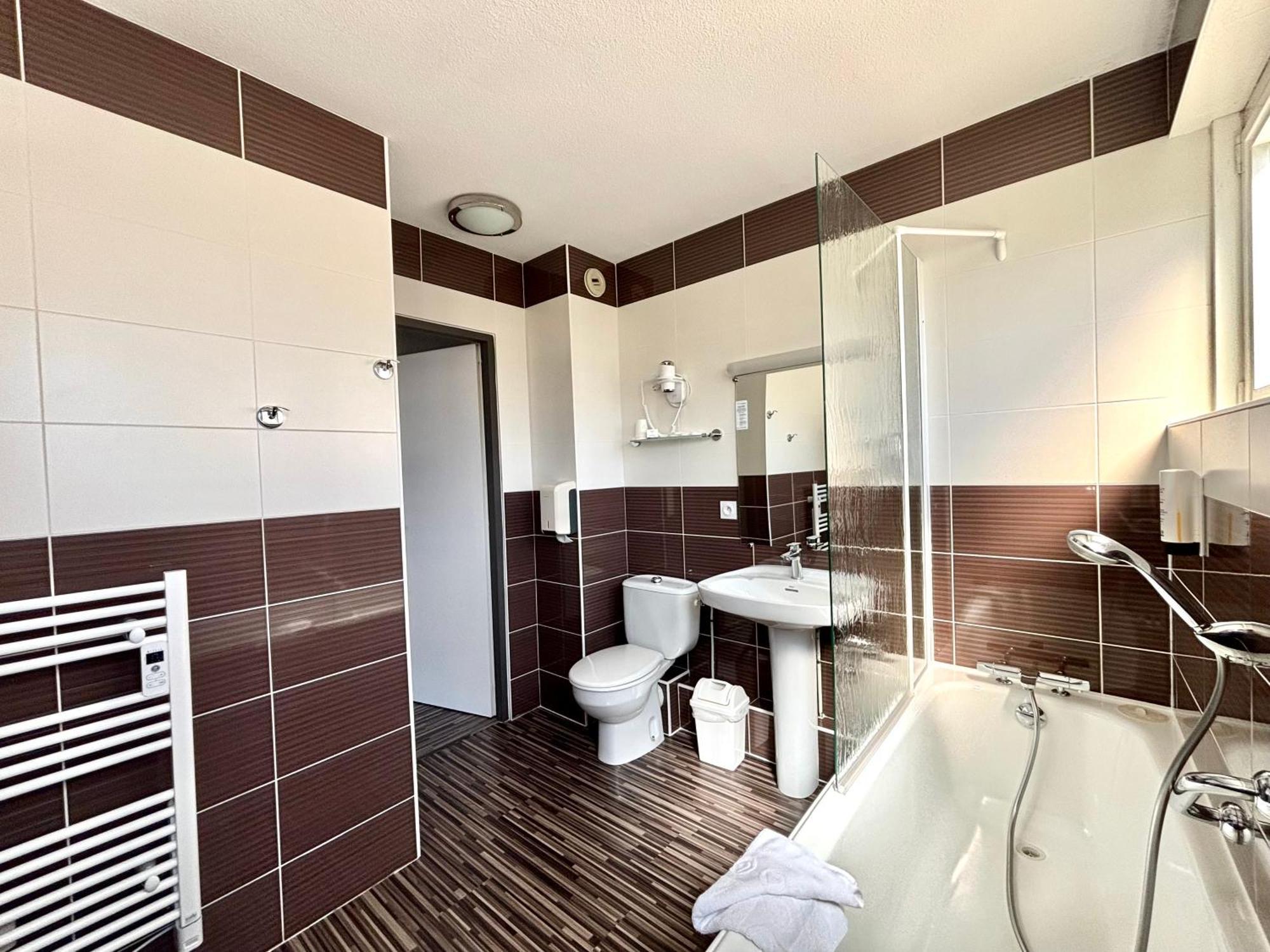 De France Contact-hotel Hotel 2*